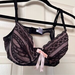 Rampage Y2K 36C Black Lace and Light Blush Pink Lined Underwire Bra